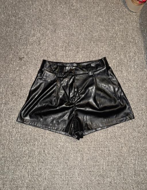 Buy & Sell Highworth Swindon - Photos for Black Shorts