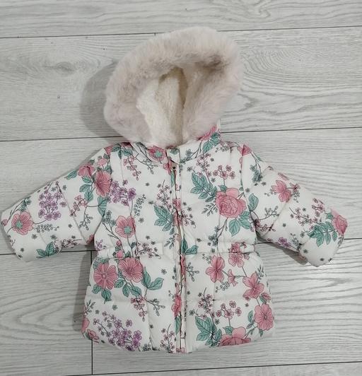 Buy & Sell West Derby Liverpool - Photos for baby girls 0-3 months coat