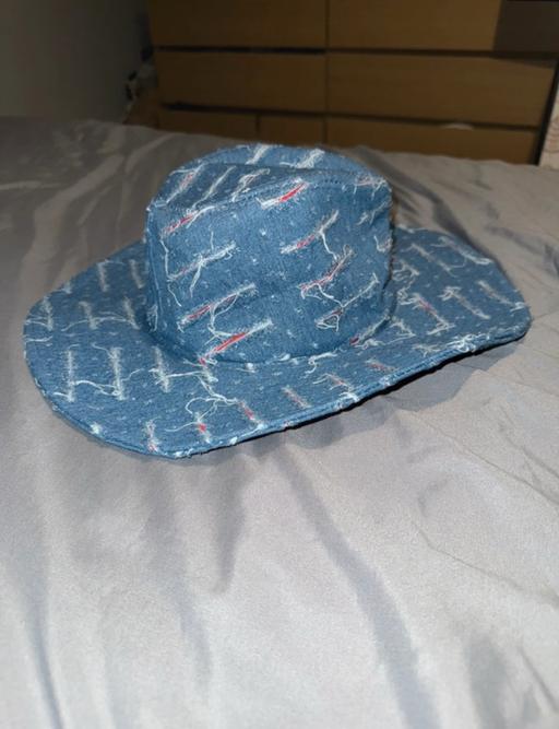 Buy & Sell Highworth Swindon - Photos for Denim Distressed Cowgirl Hat