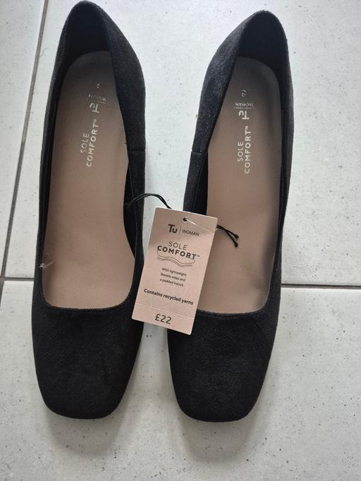 Buy & Sell Liverpool Knowsley - Photos for Brand new Heeled shoes