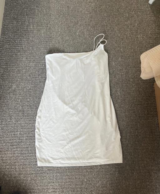 Buy & Sell Highworth Swindon - Photos for White Off the Shoulder Dress