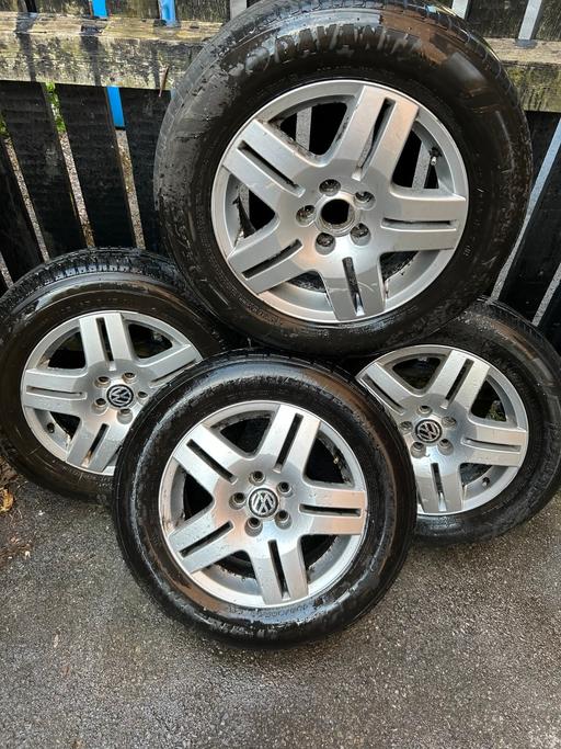 Vehicles Standish Wigan - Photos for 195 65 r15 tyres alloy wheels for vw golf
