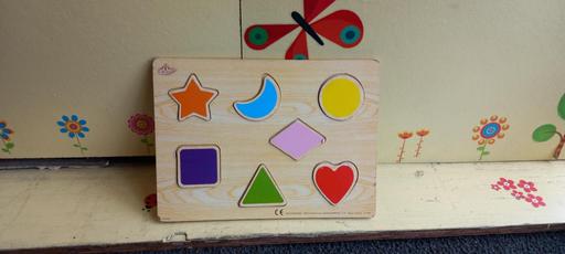 Buy & Sell Westcliff-on-Sea Southend-on-Sea - Photos for Carousel children's wooden shapes puzzle