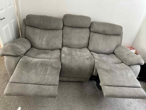 Buy & Sell Runcorn Halton - Photos for 3 seater sofa
