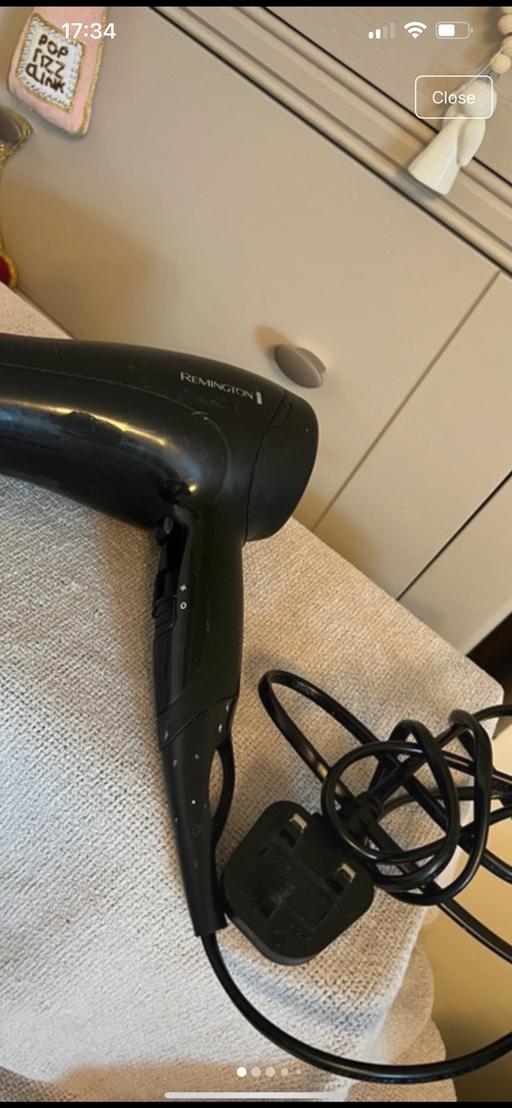 Buy & Sell Hetton-Le-Hole Sunderland - Photos for Remington Hairdryer With Bag