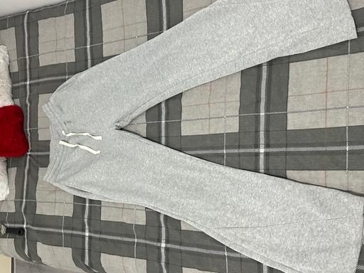 Buy & Sell Weoley Castle Birmingham - Photos for Grey flared joggers