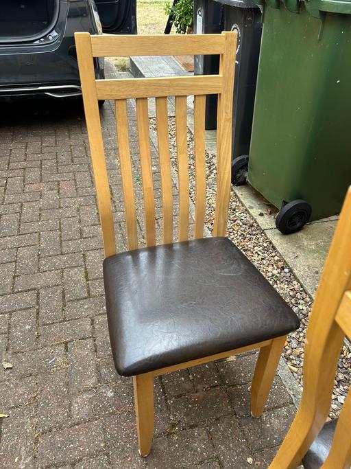 Buy & Sell Loughton Epping Forest - Photos for Dinning chairs x 4
