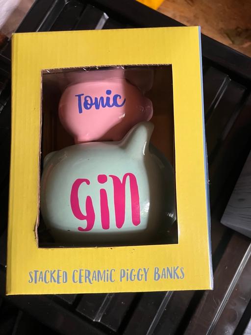 Buy & Sell Becontree Heath East London - Photos for Piggy bank