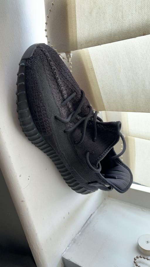 Buy & Sell Catford South East London - Photos for Yeezy onyx