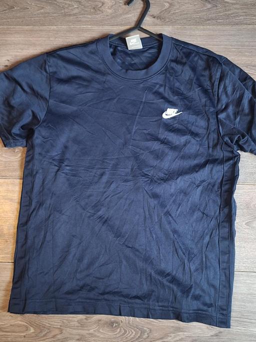 Buy & Sell Leigh Wigan - Photos for nike medium polo