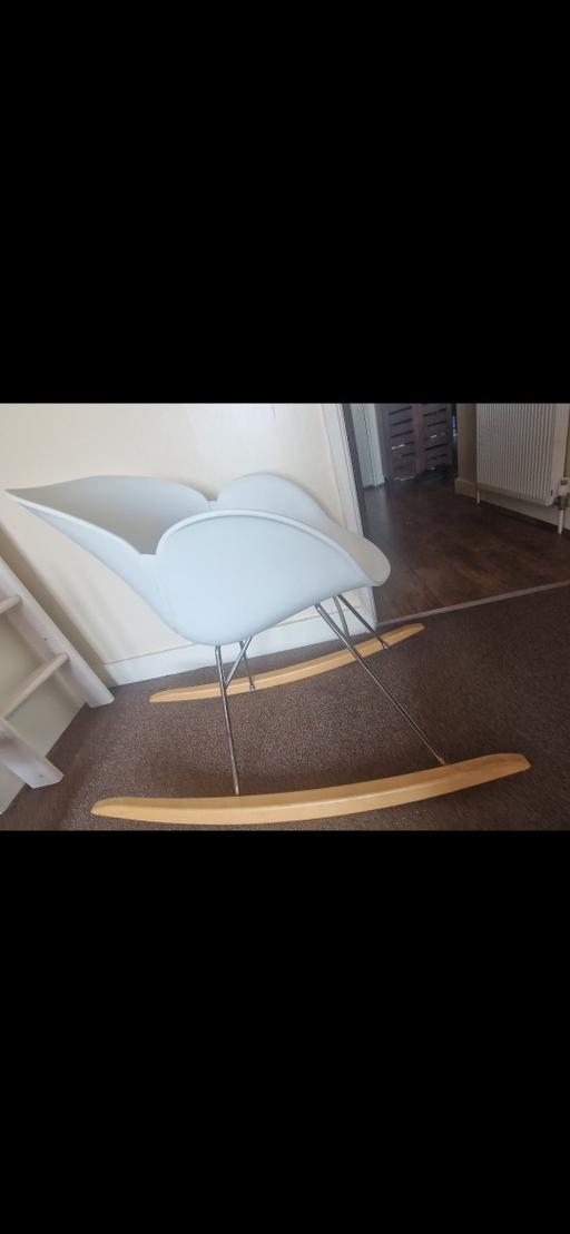 Buy & Sell Alperton North West London - Photos for Rocking chair