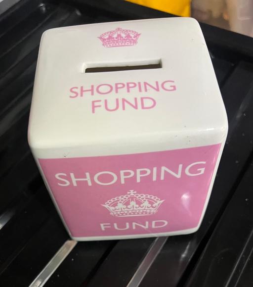 Buy & Sell Becontree Heath East London - Photos for Shopping fund money box