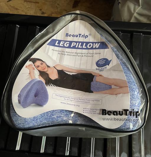 Buy & Sell Becontree Heath East London - Photos for Leg support pillow