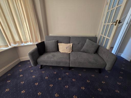 Buy & Sell Stanmore Harrow - Photos for Vesgantti 3-Position Adjustable Sofa Bed