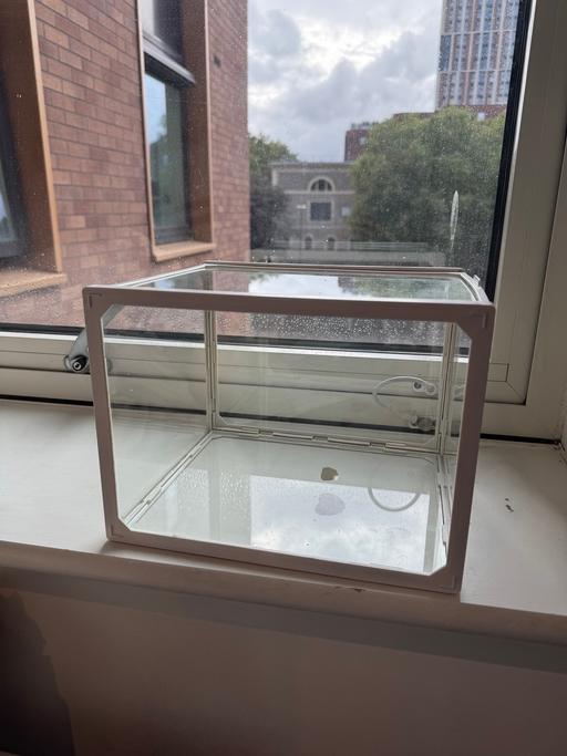 Buy & Sell Saint Judes Bristol - Photos for Clear Acrylic Display box/Storage Case