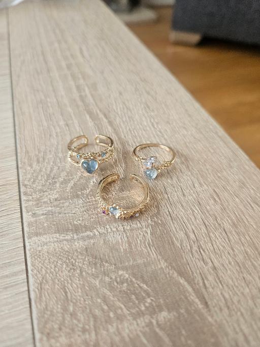 Buy & Sell Newton Doncaster - Photos for Set of 3 rings, size small..NEW