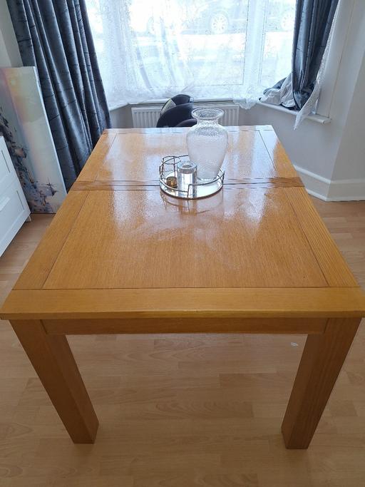 Buy & Sell Little Ilford East London - Photos for Extendable wooden table