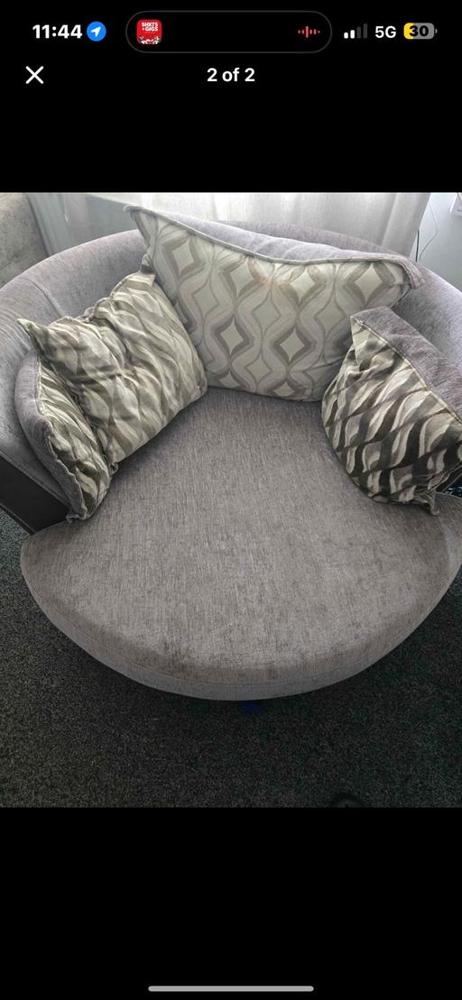 Buy & Sell Dentons Green Saint Helens - Photos for Cuddle spin chair