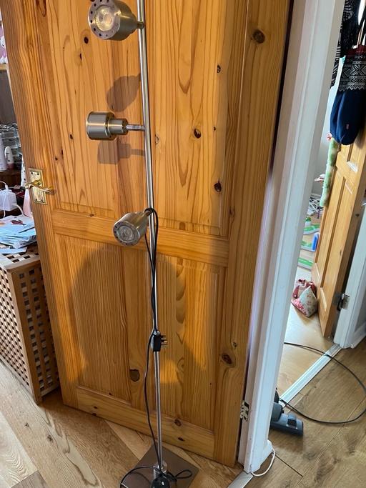 Buy & Sell South Woodford East London - Photos for Light free standing