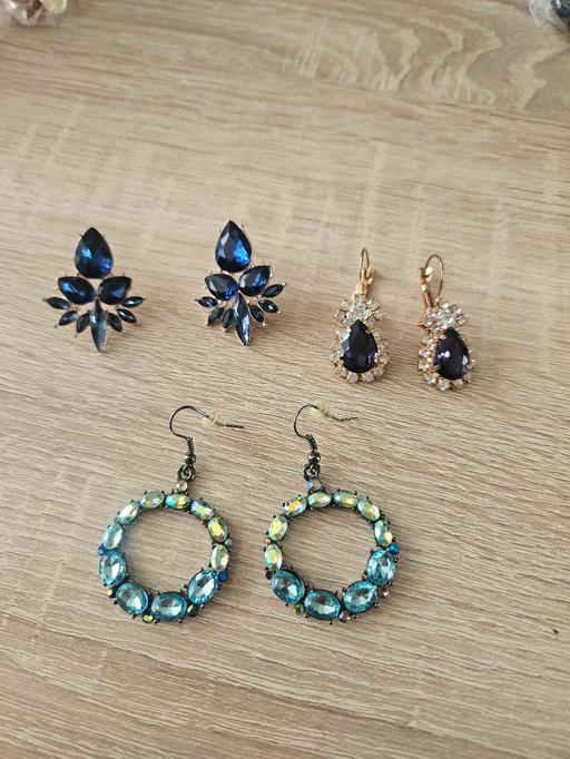 Buy & Sell Newton Doncaster - Photos for 3 pairs of lovely earrings..pierced ears