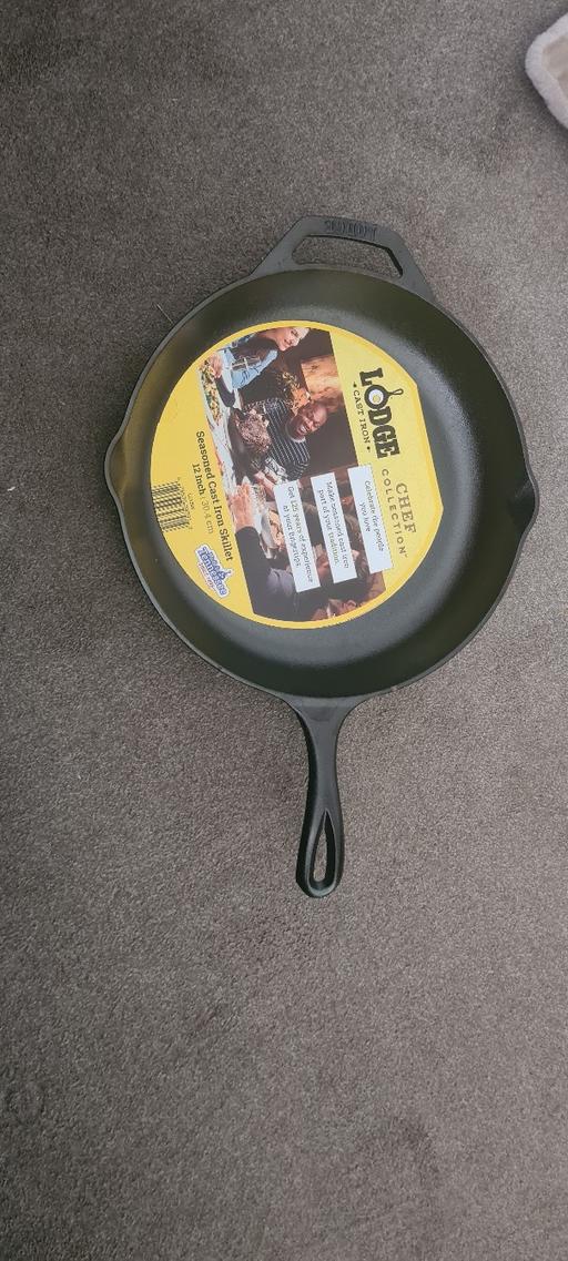 Buy & Sell Heath Town Wolverhampton - Photos for LODGE CAST IRON SKILLET 12 INCH