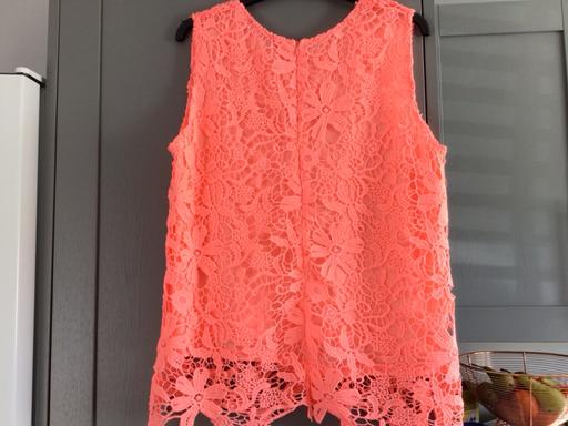 Buy & Sell South Elmsall Wakefield - Photos for LADIES TOP SIZE 16 £4