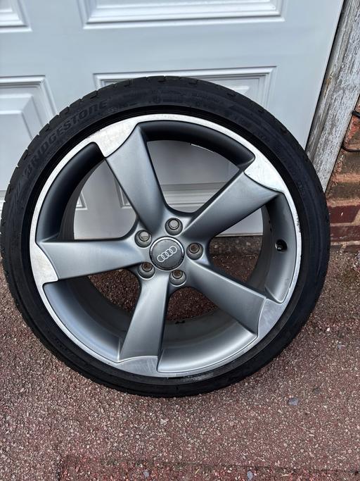 Vehicles Birmingham Sandwell - Photos for Audi 19” Rotor single alloy with tyre