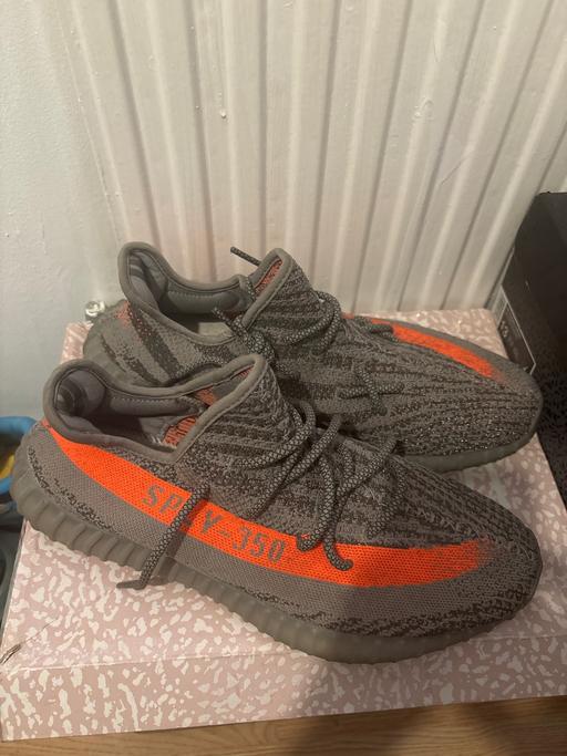 Buy & Sell Walworth South East London - Photos for Yeezy 350 original