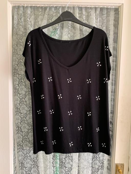 Buy & Sell Birchills Walsall - Photos for Ladies top