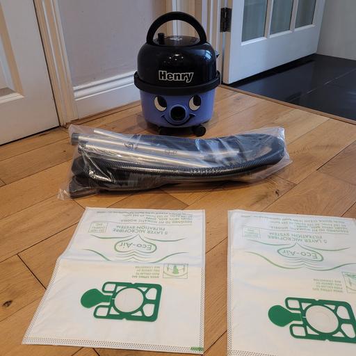 Buy & Sell Chigwell Epping Forest - Photos for Henry hoover NUMATIC Blue