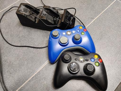 Buy & Sell Netherton Dudley - Photos for Xbox 360 controllers and dock