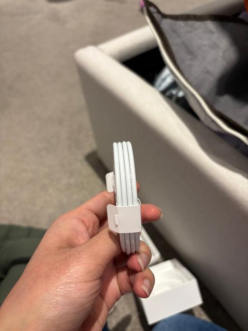 Buy & Sell Piccadilly Manchester - Photos for iPhone charger cable