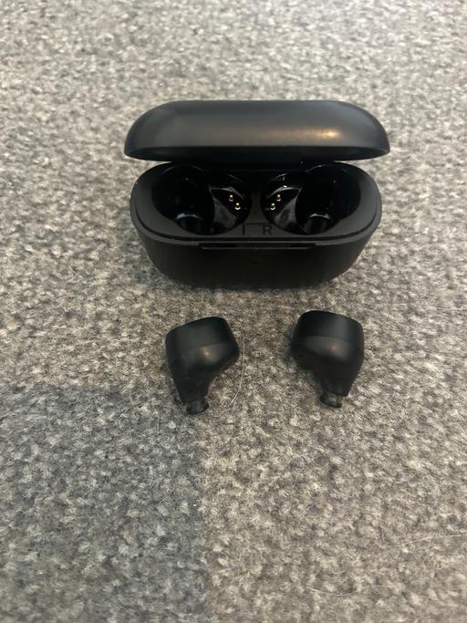 Buy & Sell May Bank Newcastle-under-Lyme - Photos for JLAB wireless headphones