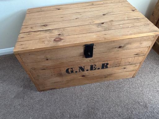 Buy & Sell Fobbing Thurrock - Essex - Photos for Wooden Storage box