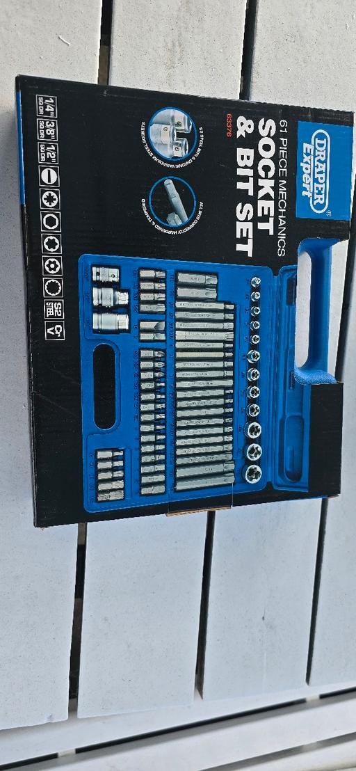 Buy & Sell Bushbury Wolverhampton - Photos for 61 peace socket and bit set