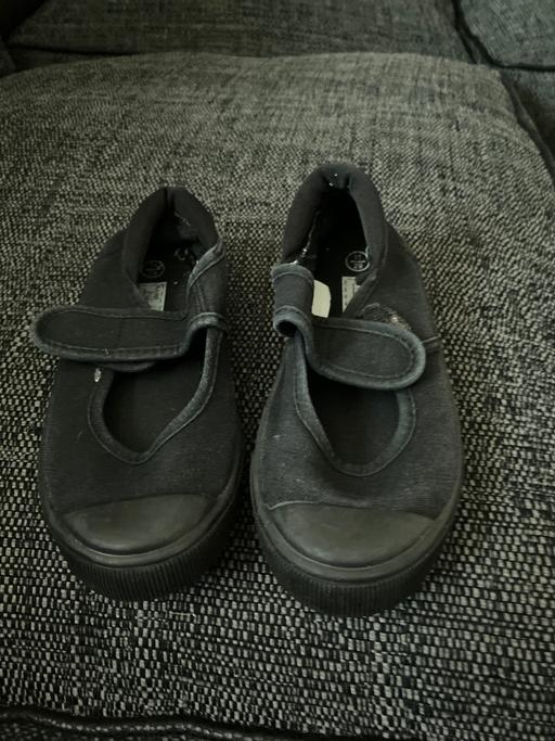 Buy & Sell Ettingshall Wolverhampton - Photos for Girls pumps size 11