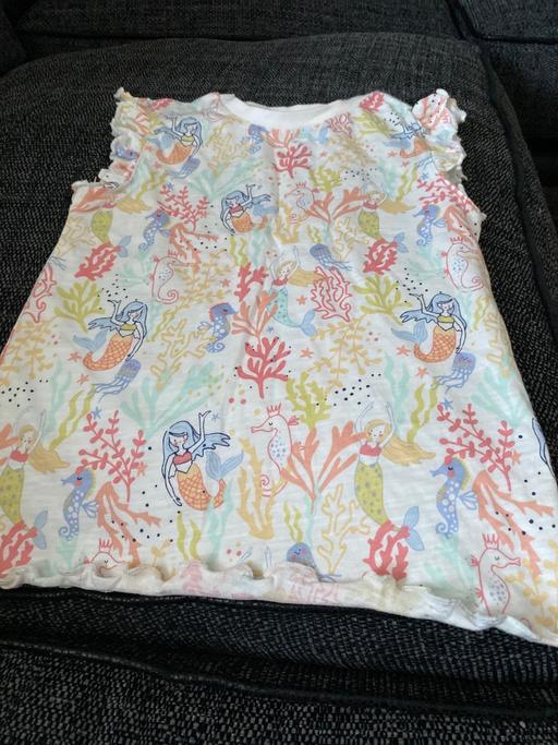 Buy & Sell Ettingshall Wolverhampton - Photos for Girls tshirt age 4/5