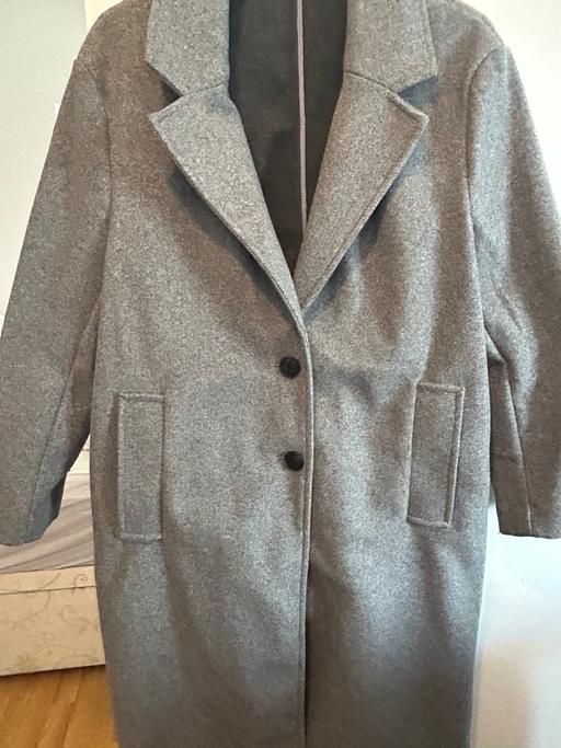 Buy & Sell Croxteth Liverpool - Photos for Grey coat