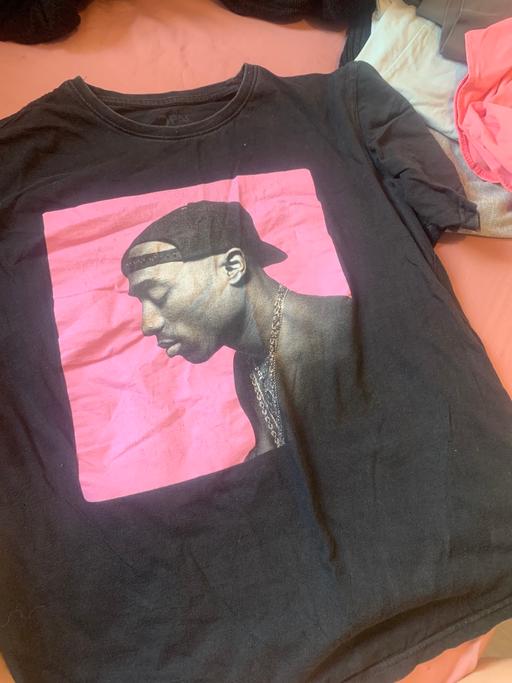 Buy & Sell Netherley Liverpool - Photos for Tupac top