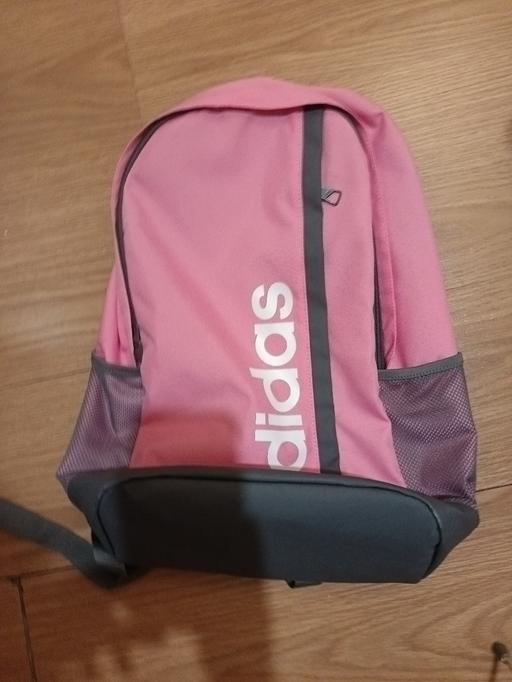 Buy & Sell Peckham South East London - Photos for Adidas bag