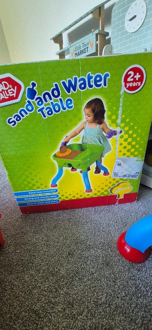 Buy & Sell Bescot Walsall - Photos for Chad sand and water table