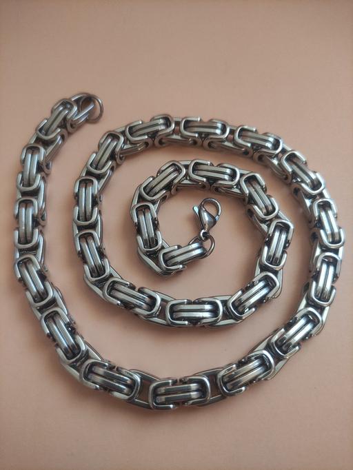 Buy & Sell Grafton Street Industrial Estate West Northamptonshire - Photos for Beautiful necklace chain