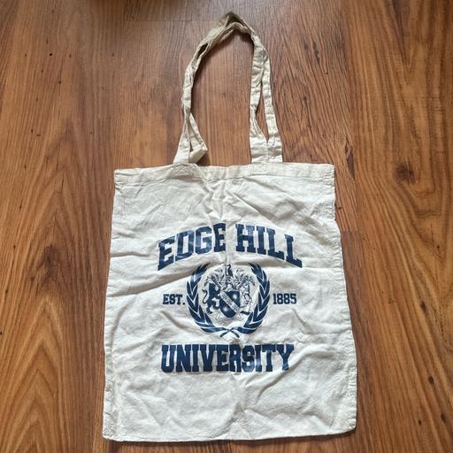 Buy & Sell Atherton Wigan - Photos for Edge Hill University Beige/Navy Tote Bag