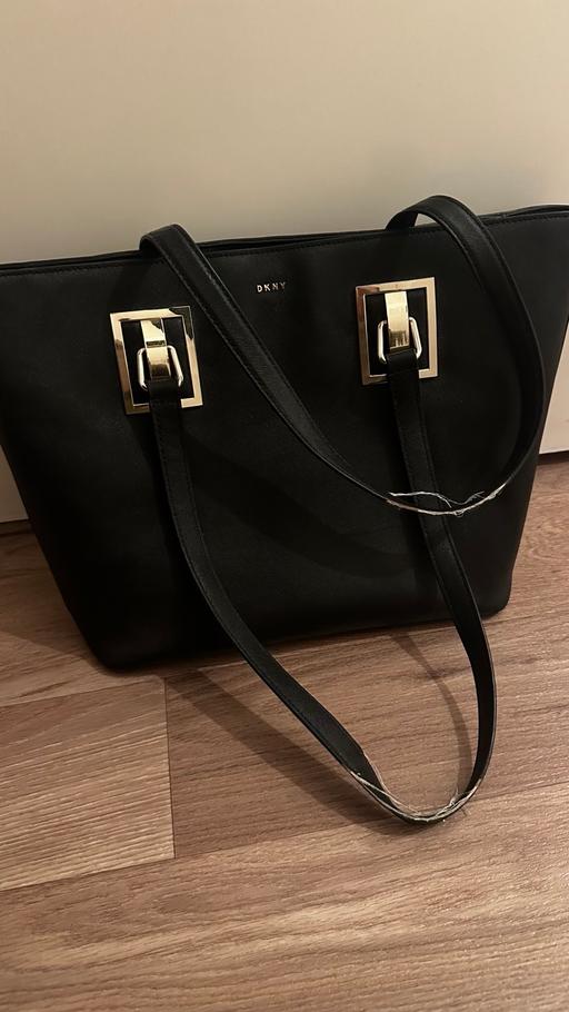 Buy & Sell Waterloo Central London - Photos for DKNY Bag