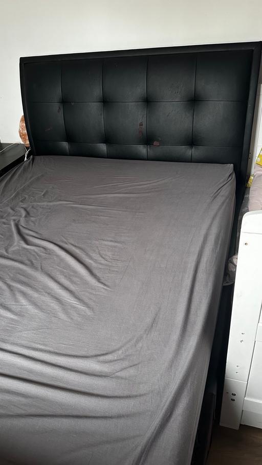 Buy & Sell - Photos for Black Double Leather Bed