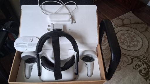 Buy & Sell Moortown Leeds - Photos for Meta quest 2 with controllers