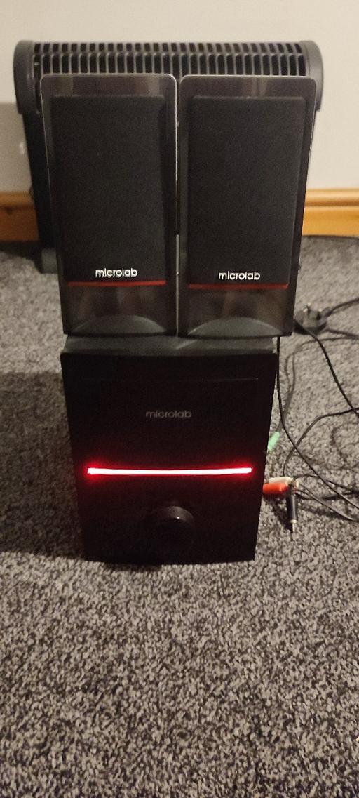 Buy & Sell Redfern Industrial Estate Tameside - Photos for 40watt Microlab M700 2.1 Speaker with Subwoof