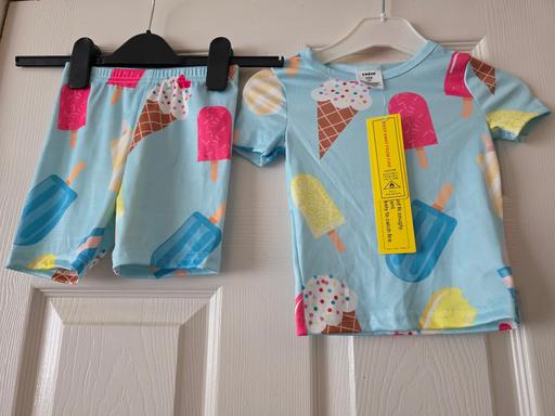 Buy & Sell Blackpool Town Centre Blackpool - Photos for Pyjamas age 2 yrs