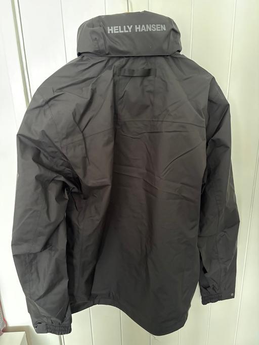 Buy & Sell Upper Holloway North London - Photos for Men’s Helly Hansen waterproof jacket
