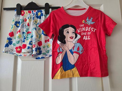 Buy & Sell Blackpool Town Centre Blackpool - Photos for Snow White pyjamas age 4 yrs NEW